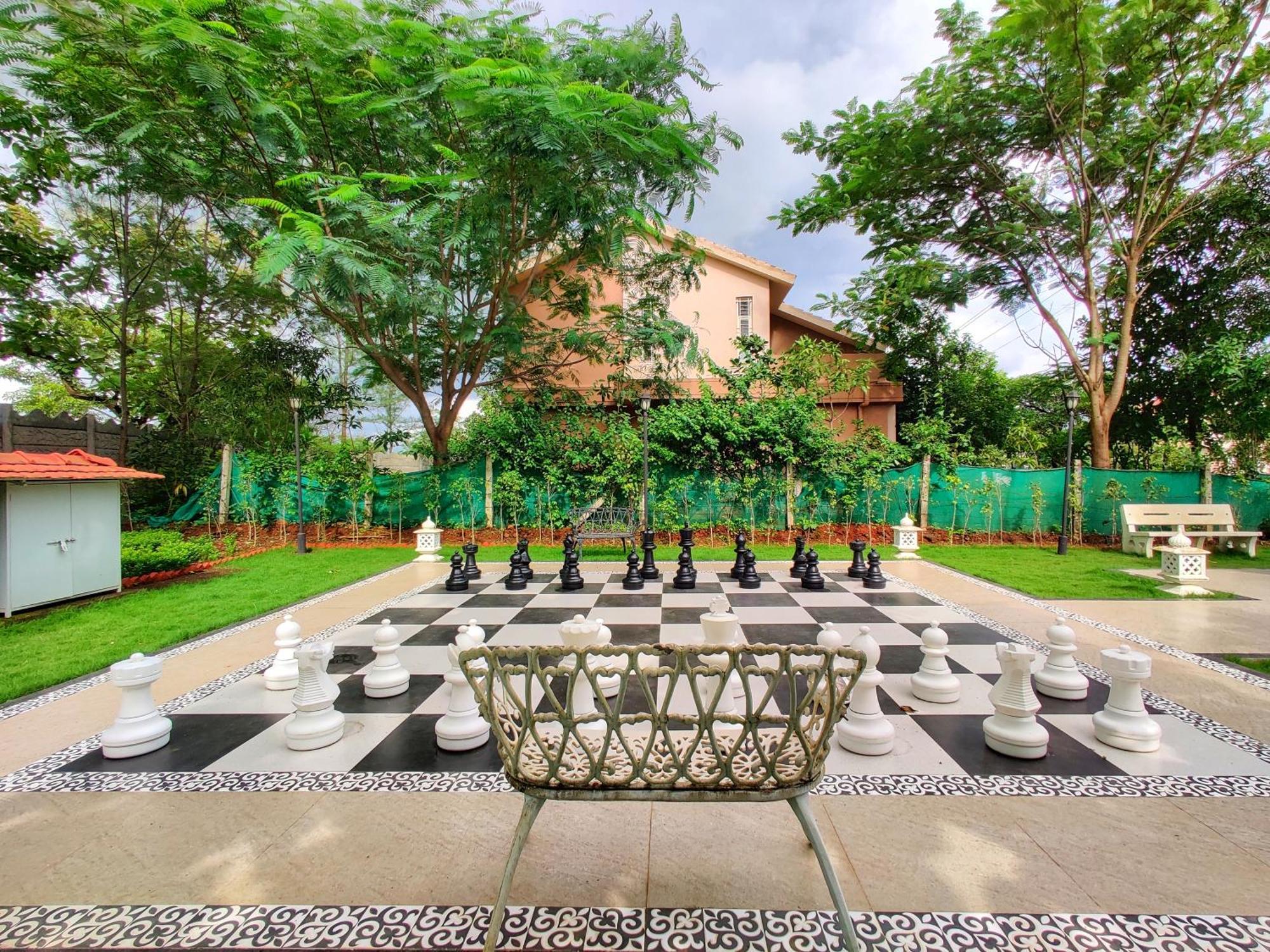 Pushpam Sanskruti Resort Karjat - A Pure Veg Resort Dhamni Buitenkant foto